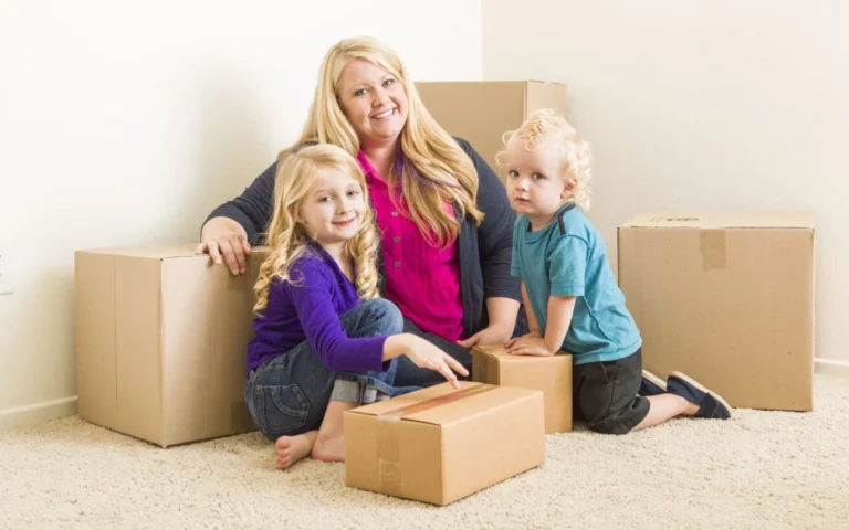 Busy Mom Packing for a Move - Packing with Kids